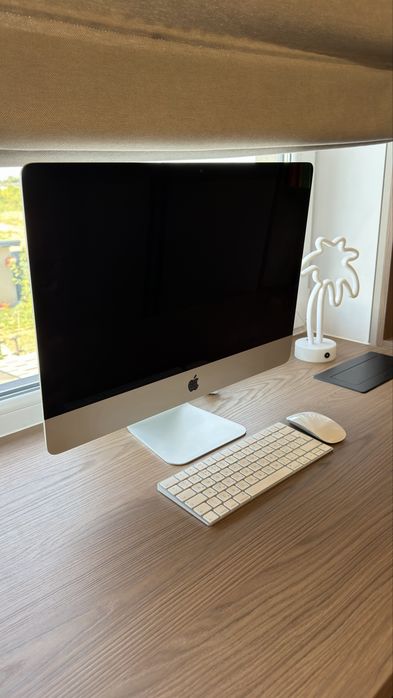 iMac 21.5 (2017) Retina 4K silver i5 / 8/1THDD