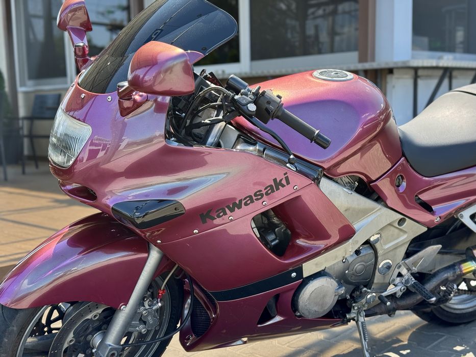 Kawasaki ZZR  600