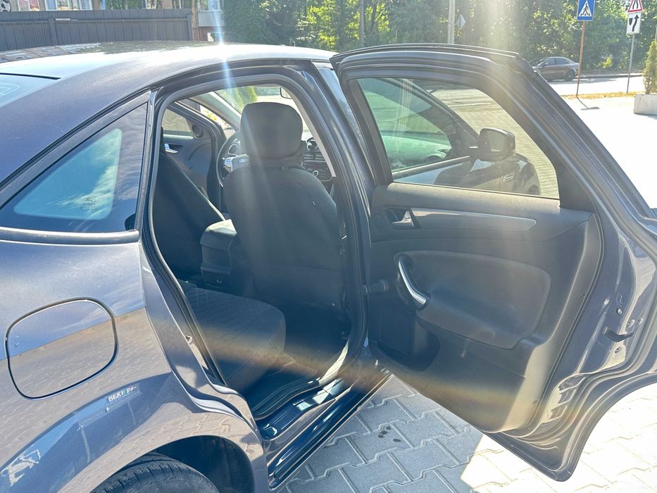 FORD MONDEO 2011 VIN WF0DXXGBBDBK66127 фото оголошення 8 з 9