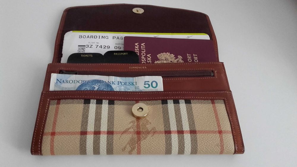 Burberry- kopertówka- podróżny organizer na dokumenty- unikat