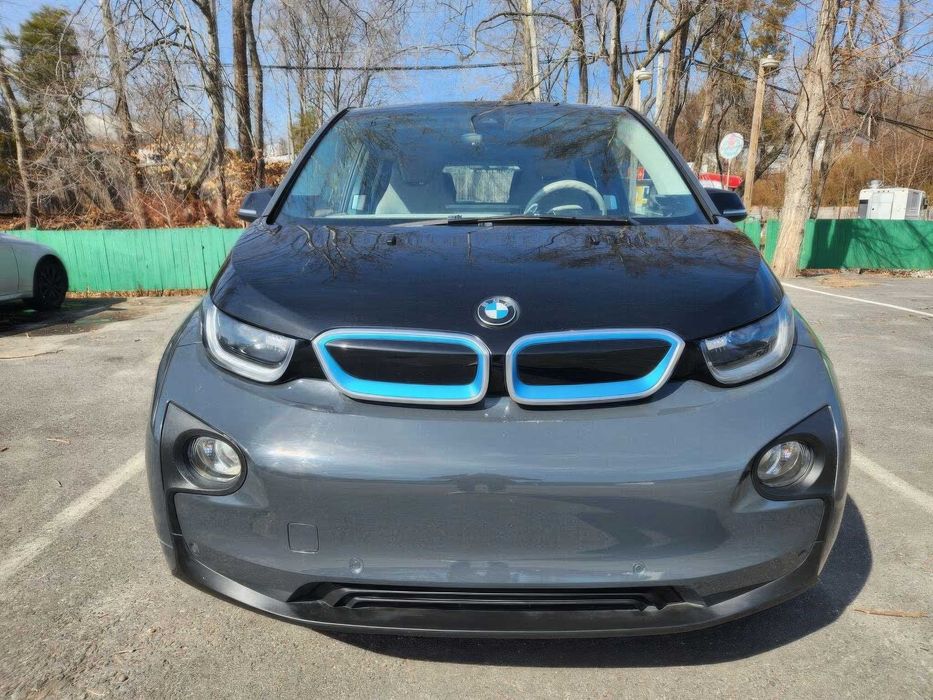 BMW i3      2014