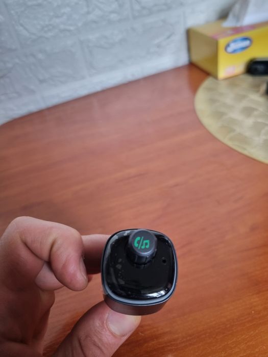Transmiter samochodowy Bluetooth