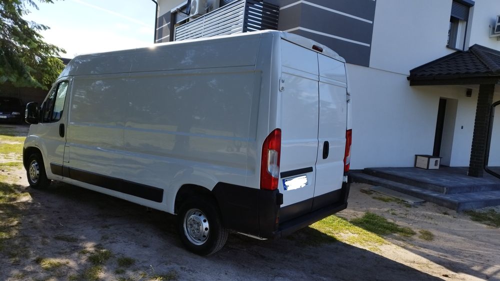 Sprzeda Peugeota Boxsera