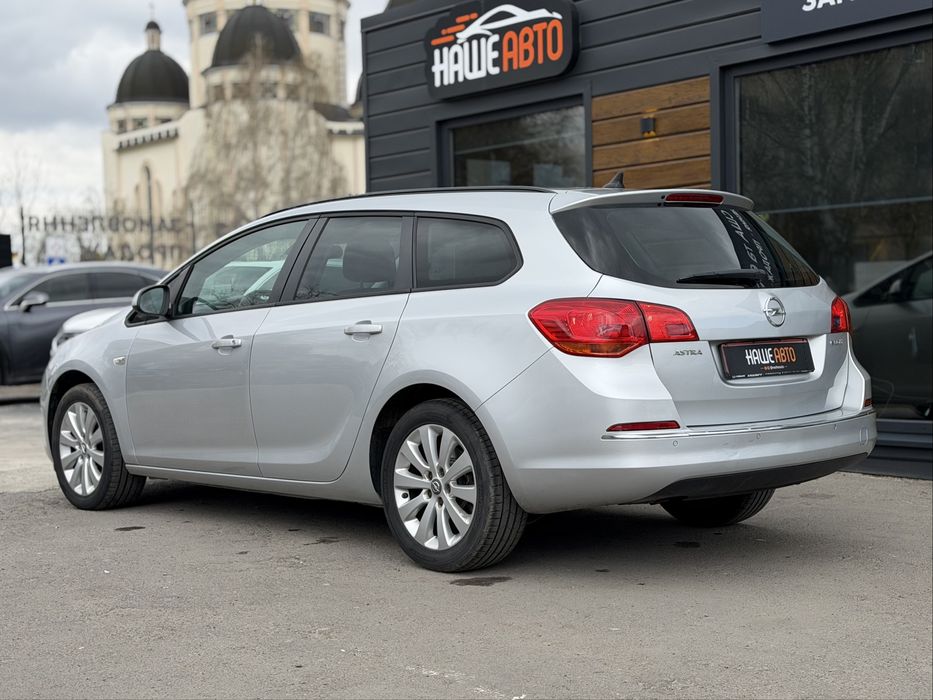 OPEL ASTRA 2016 року, 1.6 дизель, механіка, передній привід.
