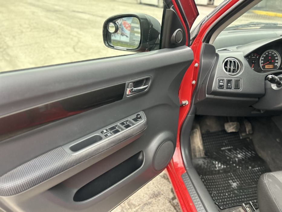 Продам Suzuki Swift АКПП (не робот!)