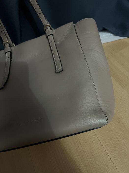 Сумка Calvin Klein жіноча шкіряна