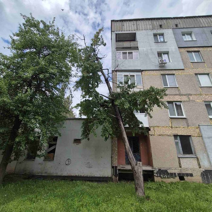 Продам 3к квартиру біля 8ї школи