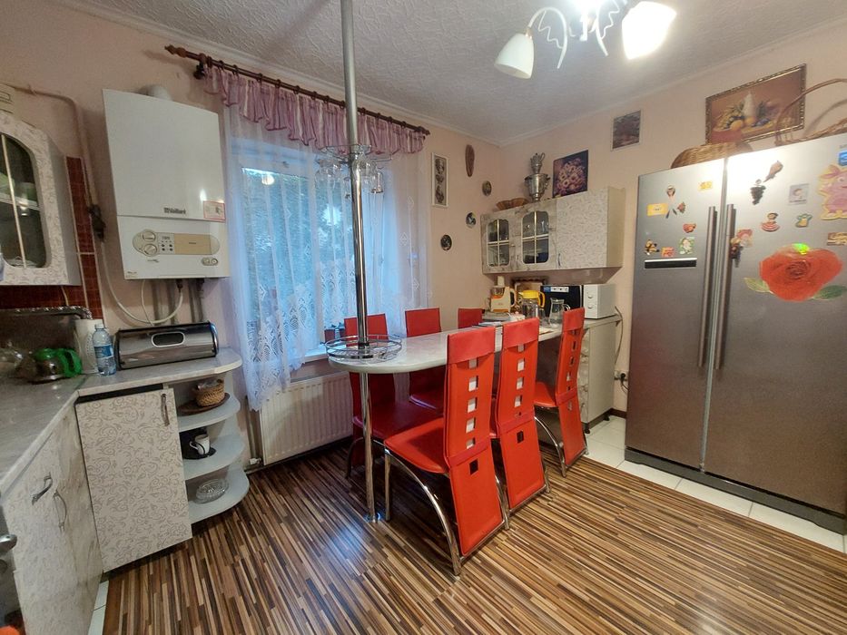 Продаж 4 кім квартири 102,8м2 вул. Чмоли м. Дрогобич