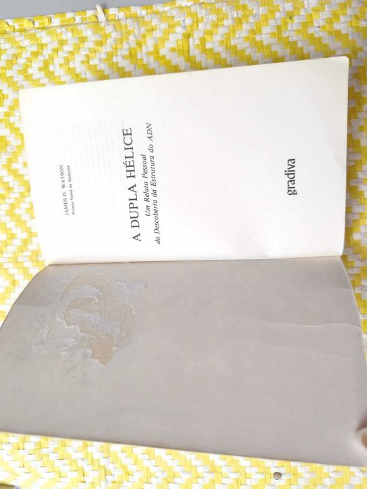 A dupla hélice  James D. Watson