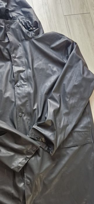 Helly Hansen L.    .