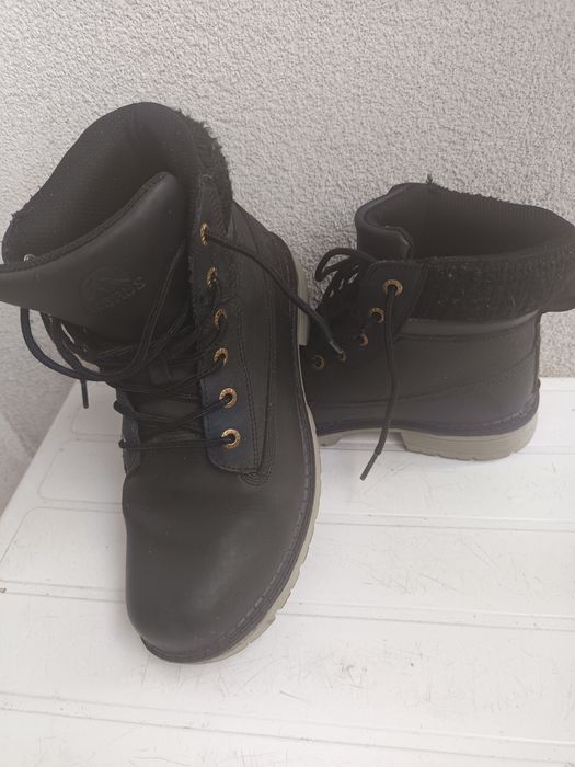 Buty sportowe 40 Elbrus