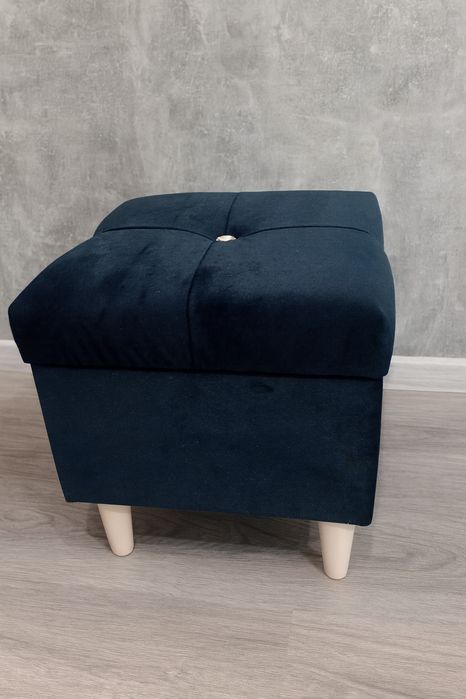 Pufa że schowkiem welur  40x40x44 wysyłka