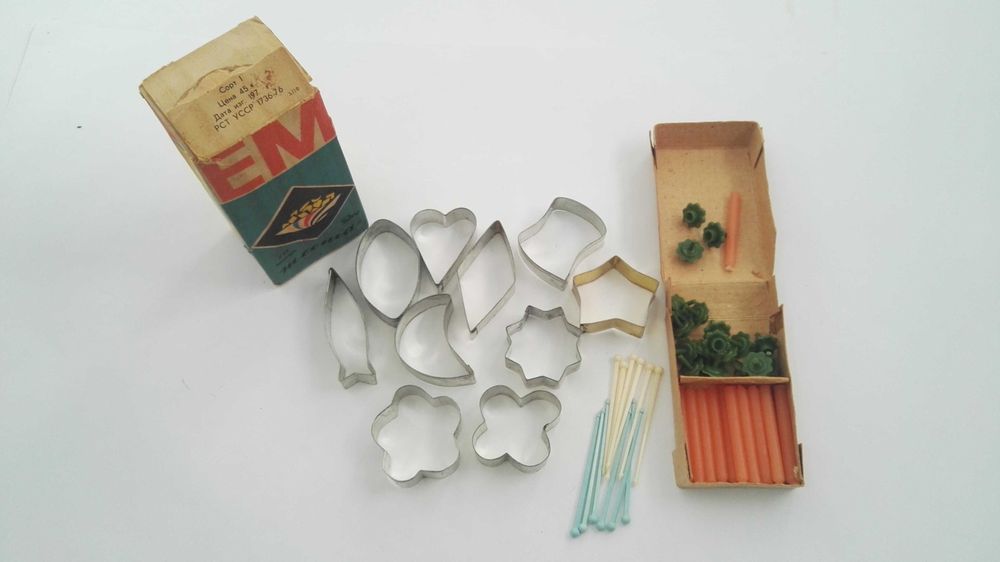 Выемки, шприц кондитерский и мешок, свечи(СССР).