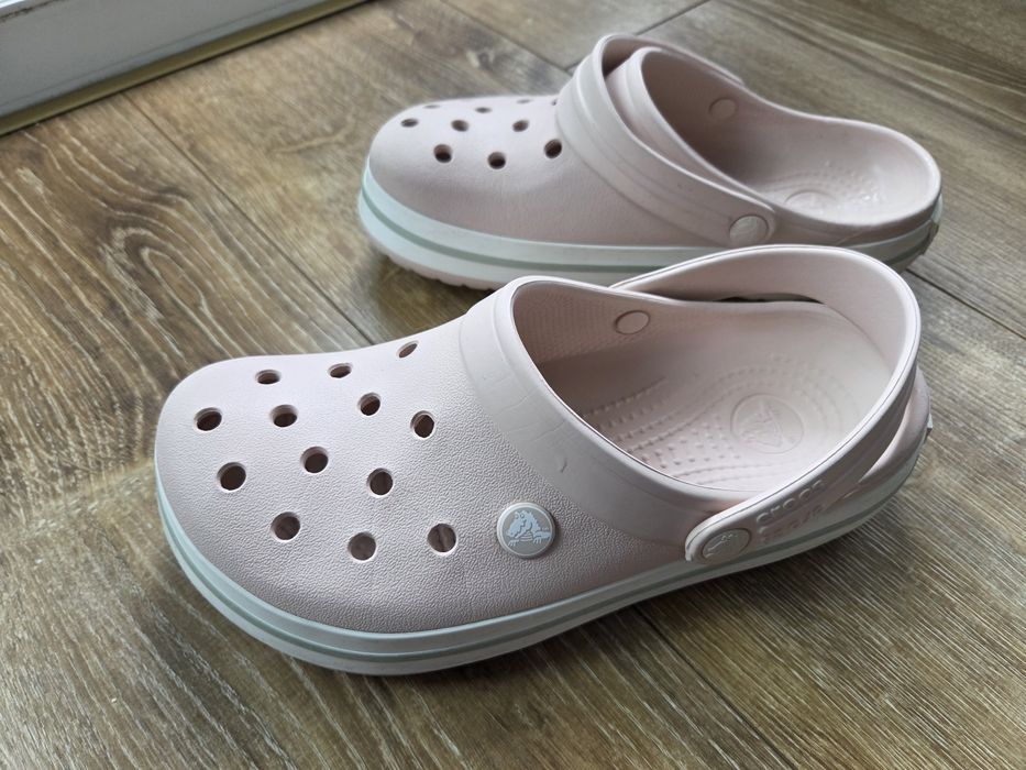 Klapki Crocs różowe 37,5