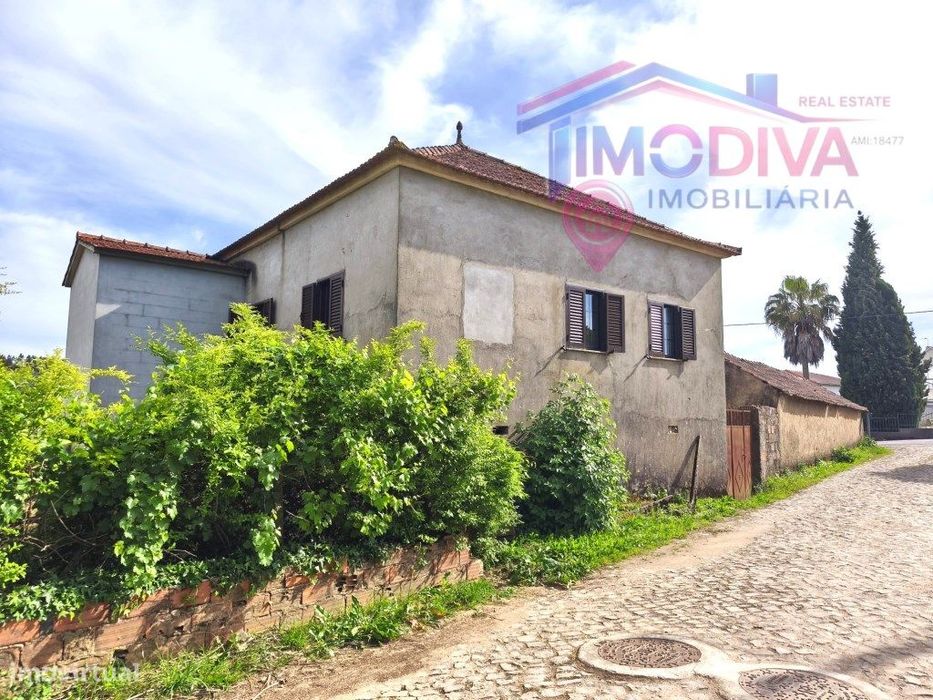 Moradia T3 com Terreno Plano de 1.000 m² a 5 minutos de Figueiró do...
