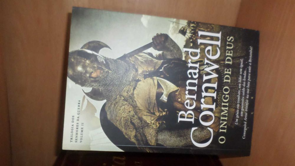 Inimigo de Deus Trilogia dos Senhores da Guerra - Volume II