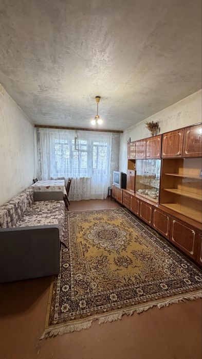 Двокімнатна квартира по Киіївській