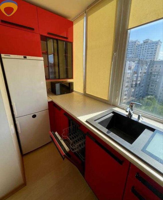 1-кімнатна квартира • вул. Маршала Говорова • цегляний будинок