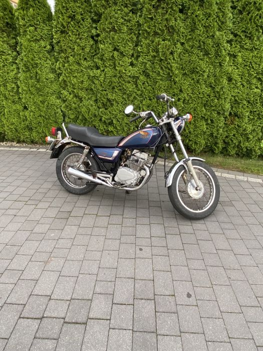 Honda CM 125   Kat.B