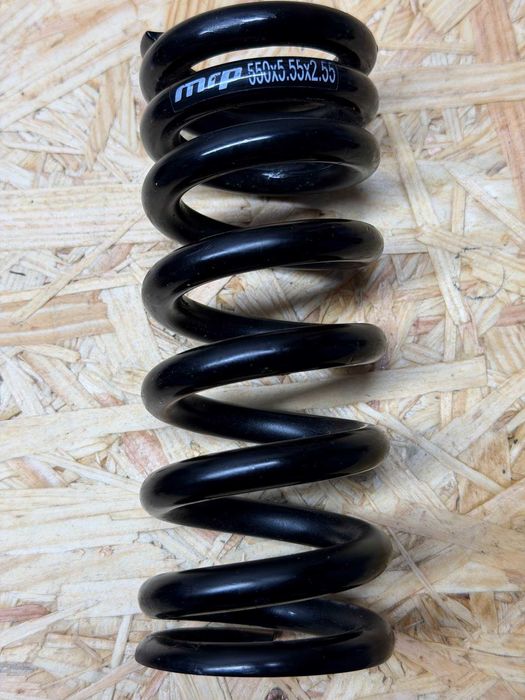 Sprężyna progresywna MRP 65mm 550lbs