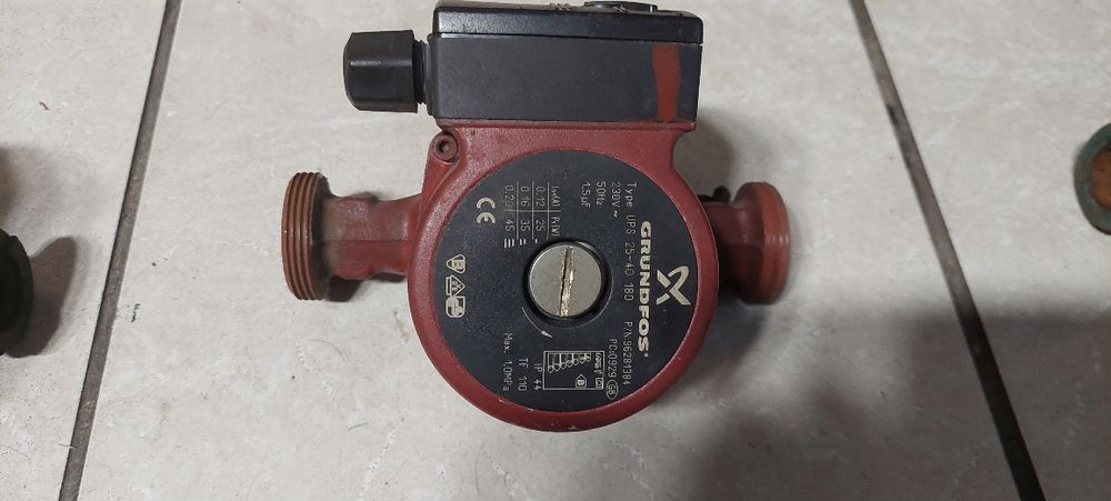 Pompy Co  Grundfos,  Dab