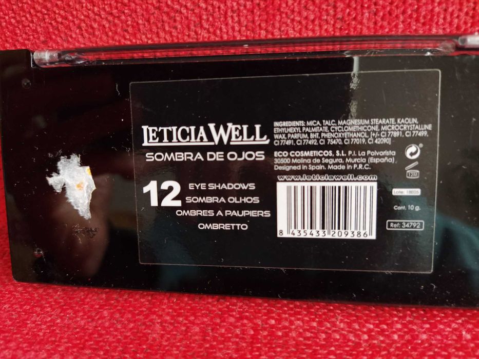 Sombra para os Olhos 12 tons - selada