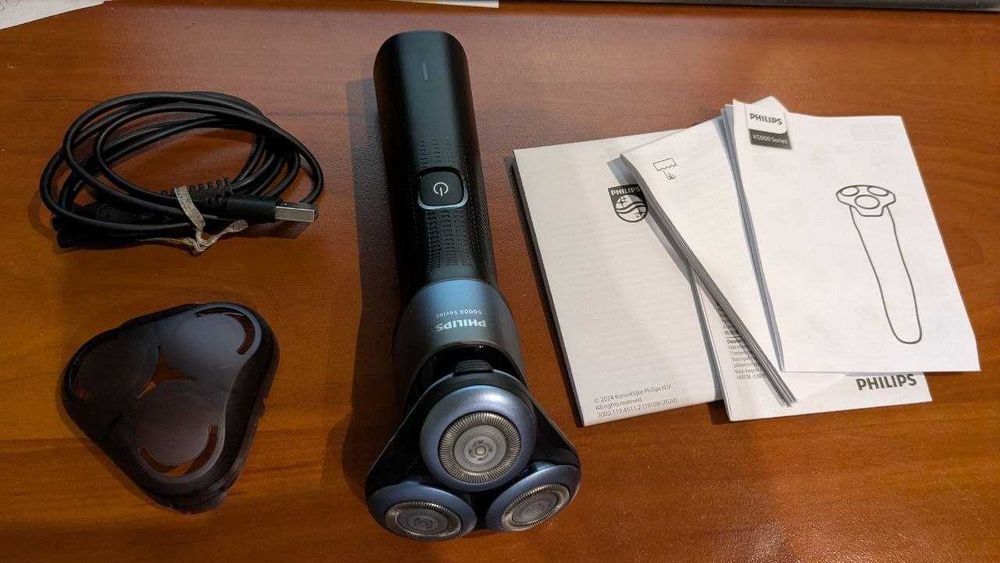 Електробритва чоловіча Philips Shaver Series 5000X X5006/00