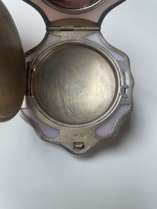Пудреница серебро 875 пробы,позолота,люцит,1969г.(СССР)