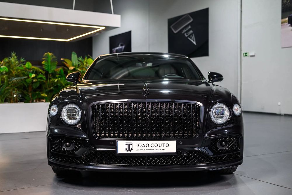 Bentley Flying Spur V8 Mulliner