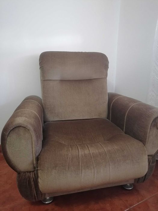 Sofá individual de veludo verde seco