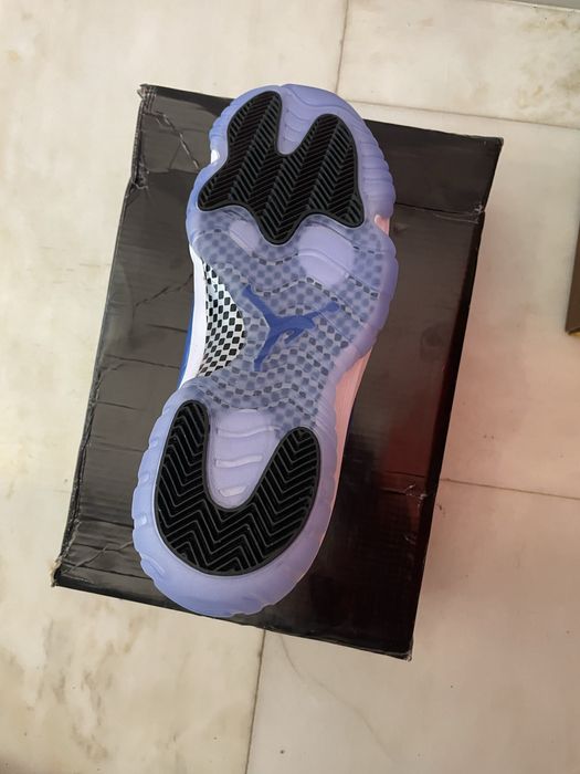 Jordan 11 Azul e Branco