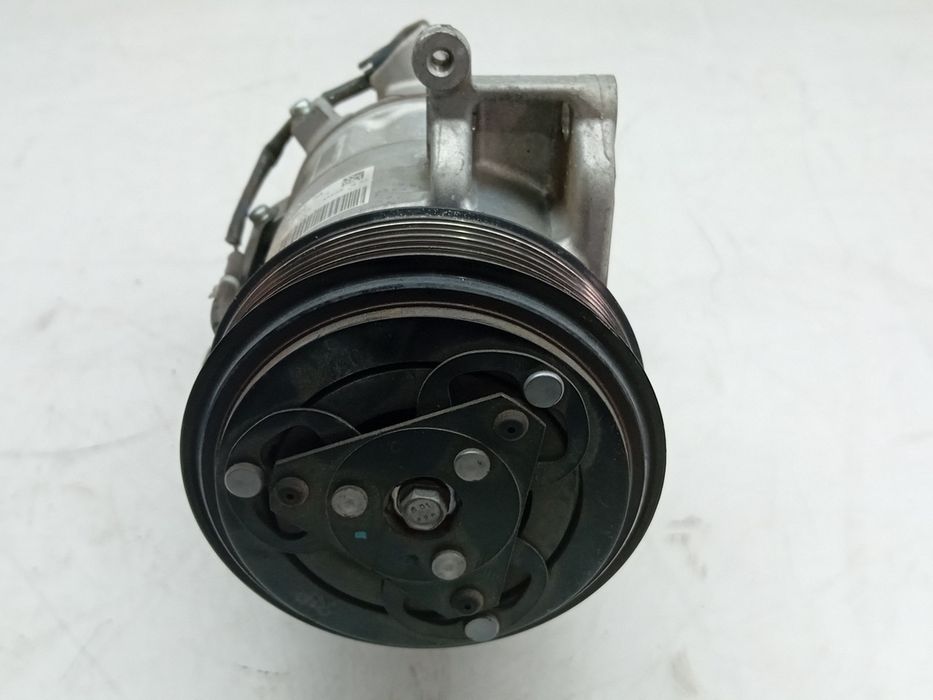 Compressor AC RENAULT Twingo III (BCM_)