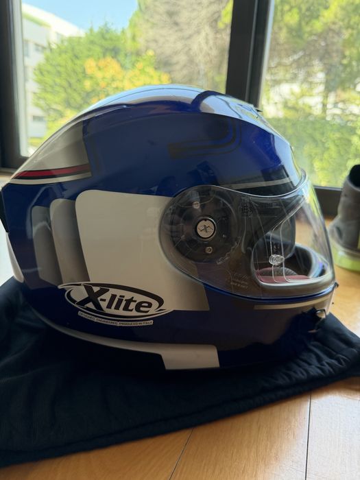 Moto helmet xlite xxl 702