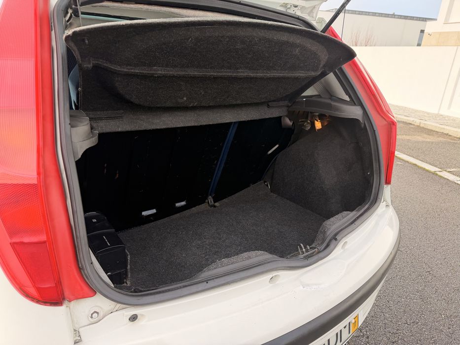 FIAT PUNTO 1.2 i - 1 DONO