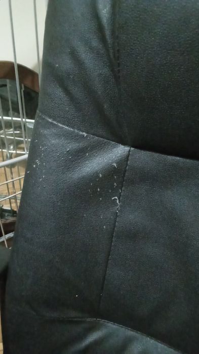 Cadeirão preto secretaria