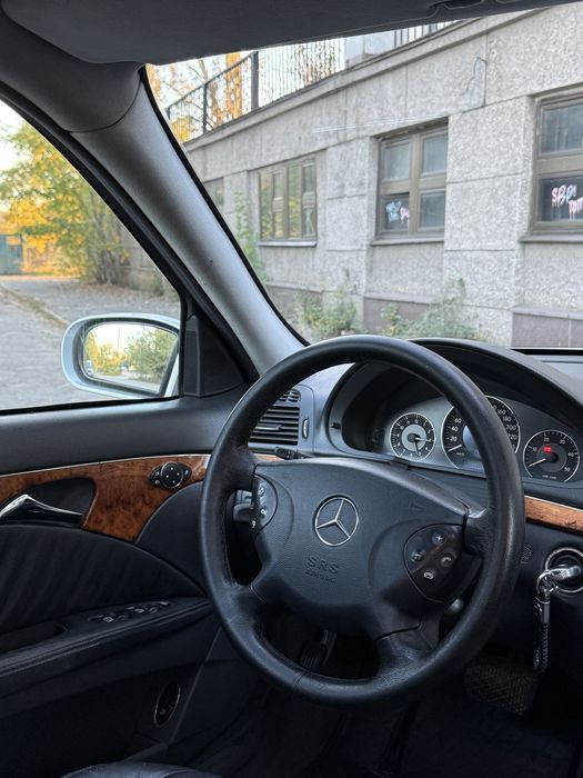 Mercedes w211 e220 cdi Elegance