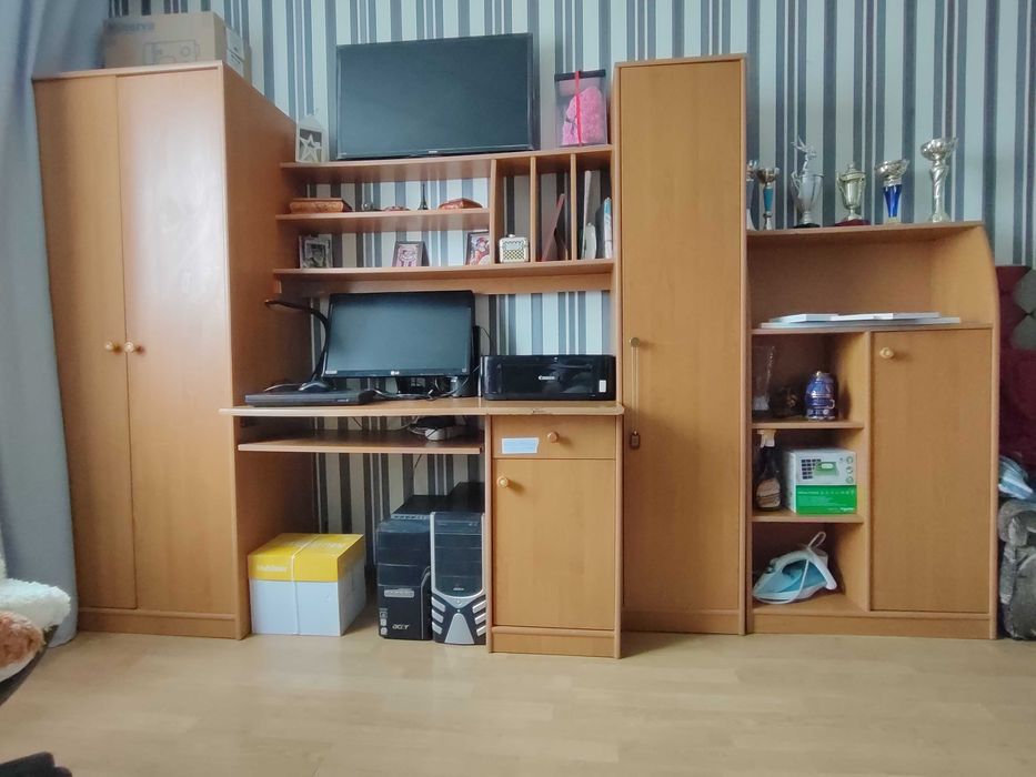 Дитяча стінка довжина три метри висота- 1.80