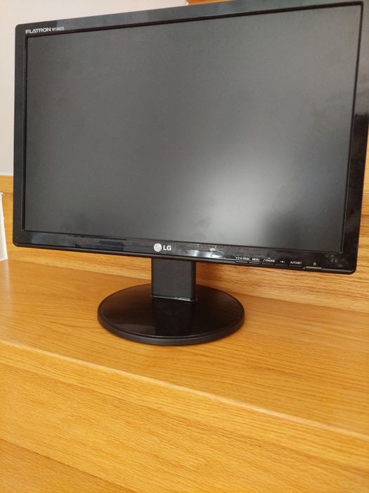 Ecrã LG flatron W1942S427552307634524166