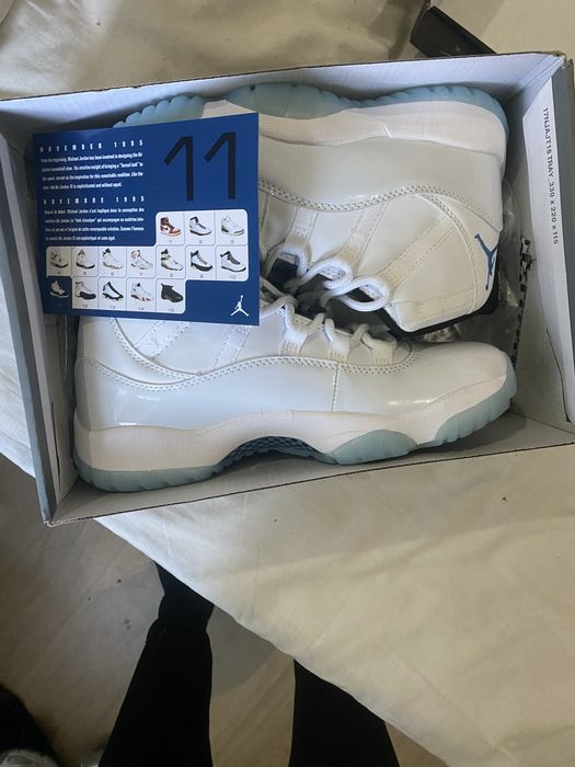 air jordan 11 retro legend blue