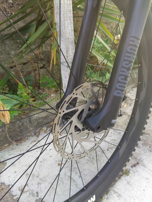 Bicicleta Giant Stance e+