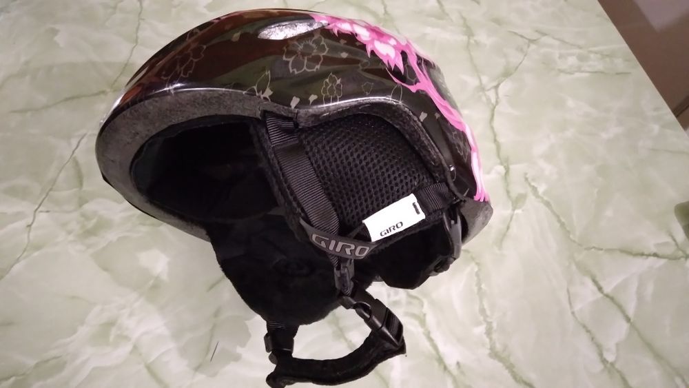 Шолом лижний   GIRO. 52 розмір