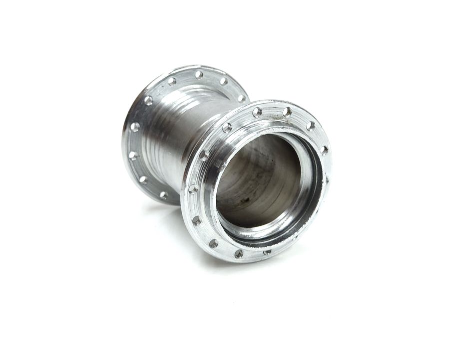 NOWY Korpus piasty Romet Universal 28 szprych 1994 rok