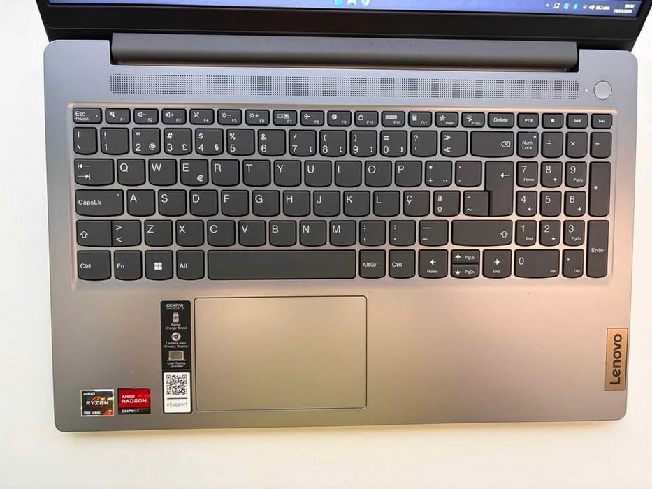 Lenovo Hexadecacore 15.6" Ryzen7/16GB/1TB_Nvme Novo na garantia