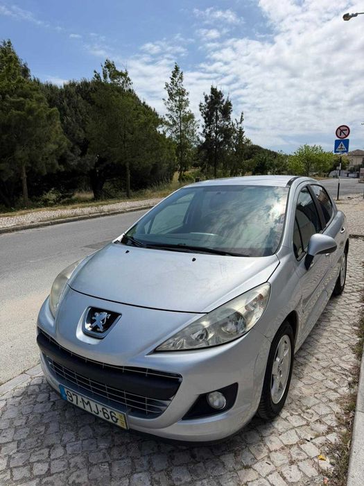 Peugeot 207 1.4 HDi 70cv de 2011 — photo 2