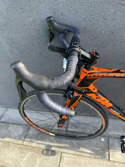 Sprzedam rower szosowy