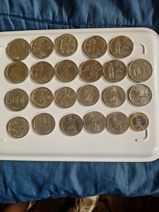 Moedas de escudos comemorativas