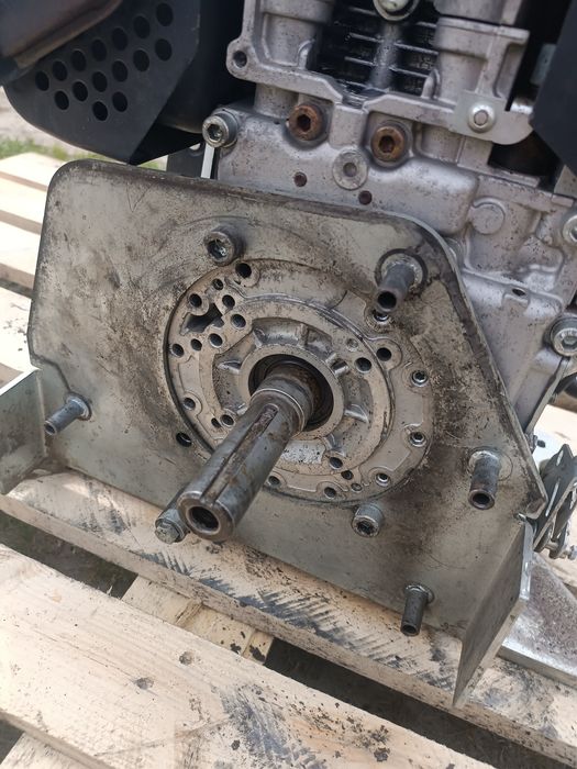 Silnik Diesel Hatz 1B30 -2  4.2 kW Rok 2018  Stan Bardzo Dobry