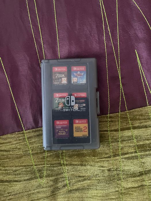 Nintendo Switch + 20 Jogos + Pro Controller + Dock + Cartão SD