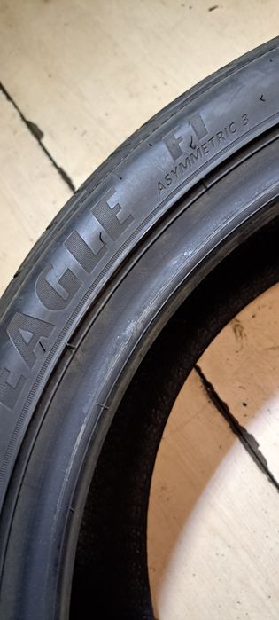 Pneus 205/45/18 Goodyear