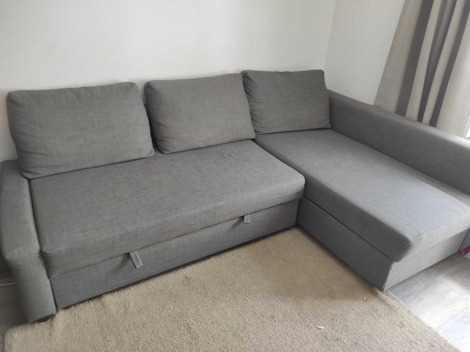 Sofá cama com chaise long da IKEA